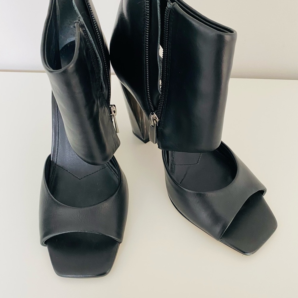 Charles David Black Heeled Boots with Glossy Finish